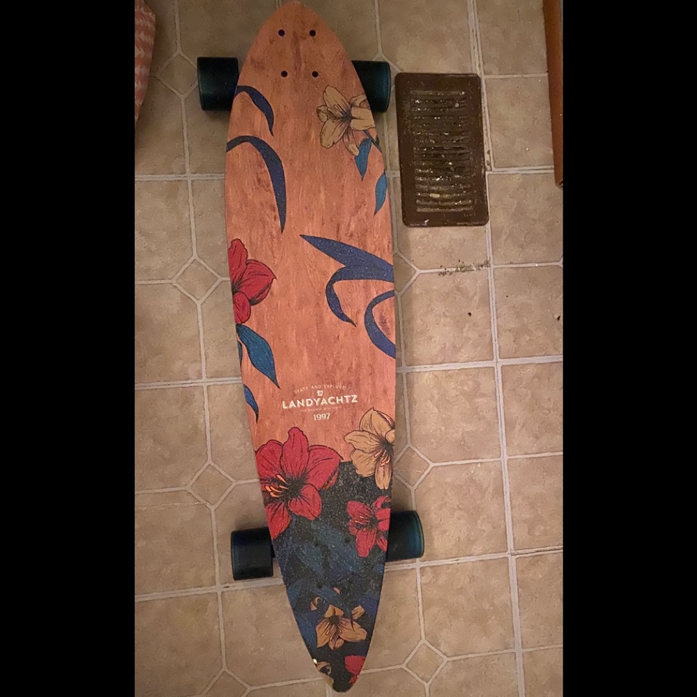 Hawaiian print land yachtz longboard skateboard